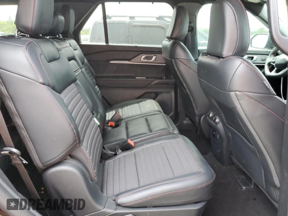 2025 Ford Explorer ST-Line with VIN 1FMUK7KH6SGA95371, listed as a Copart auction lot 57572985 with 8,833 mi miles and Salvage title. Bid and sale history available at DreamBid. Image 11.