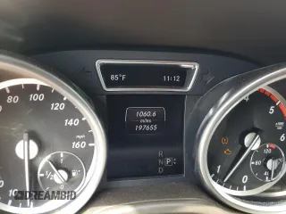 2014 Mercedes-Benz M 350 with VIN 4JGDA2EB6EA322417, listed as a Copart auction lot 55182635 with 197,655 mi miles and Clean Title. Bid and sale history available at DreamBid. Image 9.