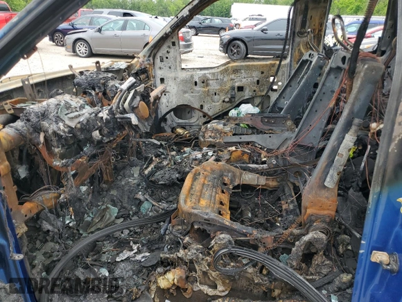 2010 Ford F-150 XL с VIN 1FTFX1EVXAKE29491, выставлен на аукционе Copart как лот 60683095 с пробегом Не указан миль и На запчасти • Non repairable. История ставок и продаж доступна на DreamBid. Изображение 7.