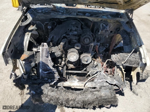 2004 GMC Yukon Denali with VIN 1GKEK63U34J150853, listed as a Copart auction lot 68502074 with 0 mi miles and Non Repairable. Bid and sale history available at carsss.com. Image 12.