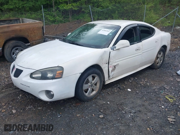 2006 Pontiac Grand Prix with VIN 2G2WP552261230234, listed as a IAAI auction lot 42084562 with 147,639 mi miles. Bid and sale history available at carsss.com. Image 2.