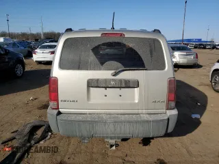 2008 Dodge Nitro SXT z VIN 1D8GU28K98W138540, wystawiony jako Copart lot #53465375 z przebiegiem 92 842 mil mil oraz Czysty tytuł • Clean title. Historia ofert i sprzedaży dostępna na DreamBid. Obrazek 6.