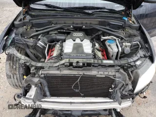 2015 Audi Q5 Premium Plus z VIN WA1DGAFP8FA064792, wystawiony jako Copart lot #50023185 z przebiegiem 141 723 mil mil oraz Szkody całkowita. Historia ofert i sprzedaży dostępna na DreamBid. Obrazek 12.