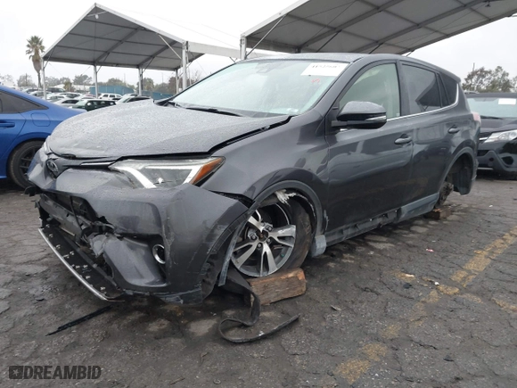 2018 Toyota RAV4 XLE with VIN JTMWFREV4JJ188776, listed as a IAAI auction lot 41525603 with 110,743 mi miles. Bid and sale history available at carsss.com. Image 17.