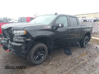 2020 Chevrolet Silverado 1500 LT Trail Boss with VIN 3GCPYFEL2LG319140, listed as a IAAI auction lot 41475510 with 111,424 mi miles. Bid and sale history available at carsss.com. Image 17.