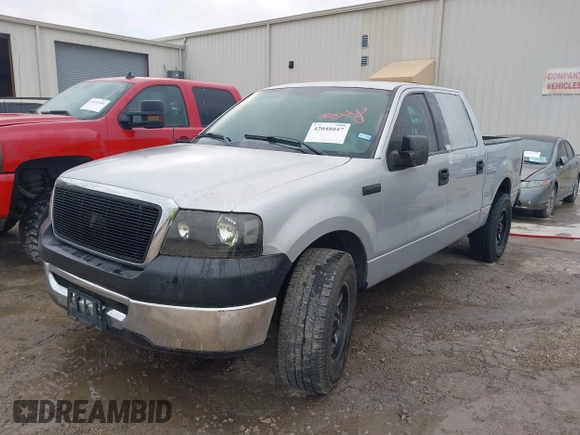 2008 Ford F-150 XL with VIN 1FTRW12W88FB86716, listed as a IAAI auction lot 42048047 with 197,224 mi miles. Bid and sale history available at carsss.com. Image 17.