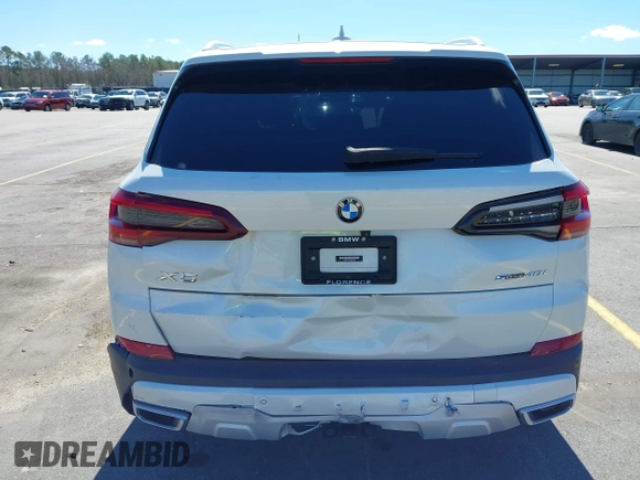 2022 BMW X5 sDrive40i with VIN 5UXCR4C07N9M97460, listed as a IAAI auction lot 41737440 with 1 mi miles. Bid and sale history available at carsss.com. Image 6.