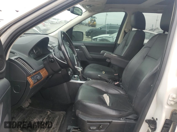 2010 Land Rover LR2 HSE with VIN SALFR2BN3AH193647, listed as a Copart auction lot 47600745 with 157,203 mi miles and Clean title. Bid and sale history available at DreamBid. Image 7.