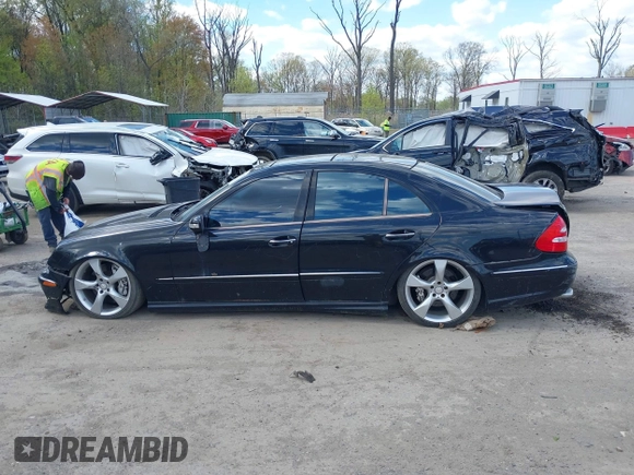 2004 Mercedes-Benz E 55 AMG with VIN WDBUF76J94A581764, listed as a IAAI auction lot 42028512 with 115,552 mi miles and . Bid and sale history available at DreamBid. Image 15.
