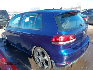 2011 Volkswagen GTI w/Sunroof & Navi PZEV z VIN WVWGD7AJ7BW273794, wystawiony jako IAAI lot #41603135 z przebiegiem 102 535 mil mil oraz . Historia ofert i sprzedaży dostępna na DreamBid. Obrazek 14.