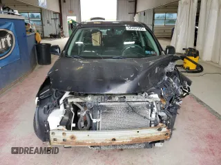 2013 Nissan Versa SL z VIN 3N1CN7AP3DL867228, wystawiony jako Copart lot #58484195 z przebiegiem 153 232 mil mil oraz Szkoda całkowita • Salvage title. Historia ofert i sprzedaży dostępna na DreamBid. Obrazek 5.