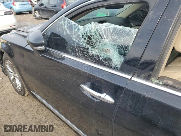 2016 Lexus LS 460 with VIN JTHCL5EF7G5026105, listed as a Copart auction lot 46699705 with Not provided miles and Salvage title. Bid and sale history available at DreamBid. Image 8.