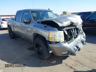 2007 Chevrolet Silverado 1500 LTZ with VIN 3GCEK13M97G532406, listed as a IAAI auction lot 41656915 with 243,909 mi miles. Bid and sale history available at carsss.com. Image 1.
