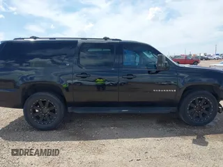 2007 Chevrolet Suburban LT with VIN 3GNGK26K07G156663, listed as a IAAI auction lot 42090632 with 278,818 mi miles and . Bid and sale history available at DreamBid. Image 13.