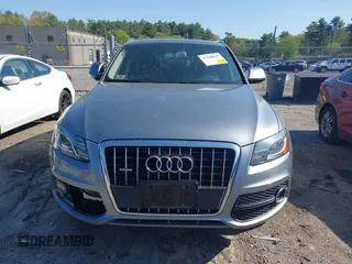 2011 Audi Q5 Premium Plus z VIN WA1DKAFP8BA075736, wystawiony jako IAAI lot #42240625 z przebiegiem 130 788 mil mil oraz . Historia ofert i sprzedaży dostępna na DreamBid. Obrazek 13.