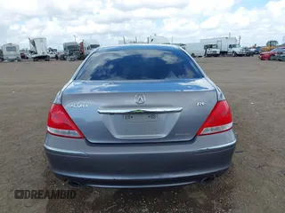 2008 Acura RL Tech Pkg with VIN JH4KB16638C003424, listed as a IAAI auction lot 41657001 with 81,612 mi miles. Bid and sale history available at carsss.com. Image 17.