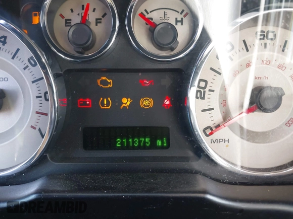 2010 Ford Edge SEL with VIN 2FMDK3JC6ABA80020, listed as a IAAI auction lot 41854247 with 211,375 mi miles. Bid and sale history available at carsss.com. Image 7.