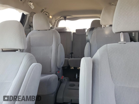 2016 Toyota Sienna LE AAS with VIN 5TDKK3DC8GS744252, listed as a Copart auction lot 48638345 with 92,499 mi miles and Salvage Title. Bid and sale history available at carsss.com. Image 10.