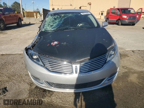 2016 Lincoln MKZ with VIN 3LN6L2G95GR610628, listed as a Copart auction lot 49579285 with 0 mi miles and Salvage Title. Bid and sale history available at carsss.com. Image 5.