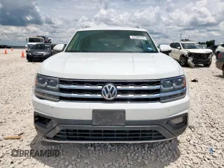 2018 Volkswagen Atlas SE with VIN 1V2LR2CA6JC536761, listed as a Copart auction lot 62390765 with 70,238 mi miles and Salvage title. Bid and sale history available at DreamBid. Image 5.