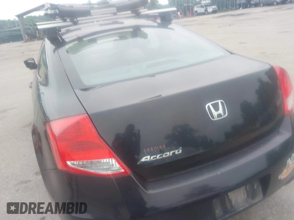 2011 Honda Accord EX с VIN 1HGCS1B75BA007841, выставлен на аукционе IAAI как лот 42597249 с пробегом 217 501 миль миль и . История ставок и продаж доступна на DreamBid. Изображение 16.
