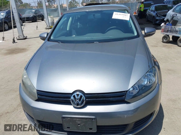 2014 Volkswagen Golf with VIN WVWDB7AJ4EW009705, listed as a IAAI auction lot 42495925 with 73,595 mi miles and . Bid and sale history available at DreamBid. Image 12.