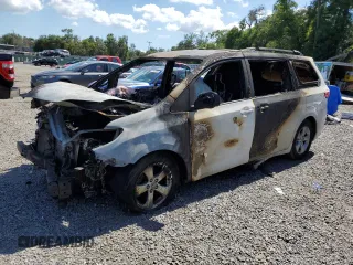 2015 Toyota Sienna LE AAS with VIN 5TDKK3DC9FS683752, listed as a Copart auction lot 57185195 with Not provided miles and Non repairable. Bid and sale history available at DreamBid. Image 1.