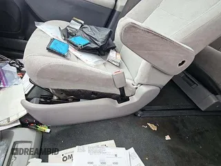 2020 Toyota Sienna L с VIN 5TDZZ3DC5LS041468, выставлен на аукционе IAAI как лот 42785544 с пробегом 117 615 миль миль и . История ставок и продаж доступна на DreamBid. Изображение 14.