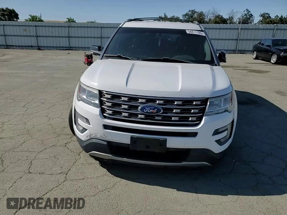 2017 Ford Explorer XLT z VIN 1FM5K8D82HGC48313, wystawiony jako Copart lot #58811785 z przebiegiem 120 898 mil mil oraz Szkoda całkowita • Salvage title. Historia ofert i sprzedaży dostępna na DreamBid. Obrazek 14.