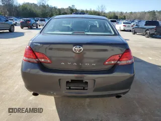 2008 Toyota Avalon XL z VIN 4T1BK36B68U296316, wystawiony jako Copart lot #43240775 z przebiegiem 174 726 mil mil oraz Szkoda całkowita • Salvage title. Historia ofert i sprzedaży dostępna na DreamBid. Obrazek 6.