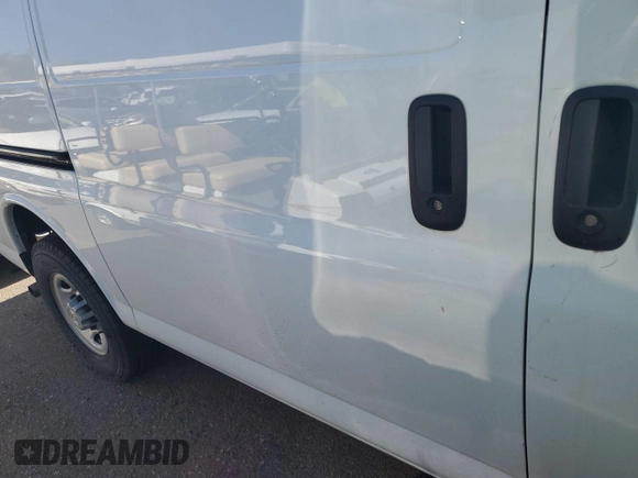 2021 Chevrolet Express Cargo with VIN 1GCWGAFP2M1303233, listed as a IAAI auction lot 42731173 with 57,034 mi miles and . Bid and sale history available at DreamBid. Image 9.