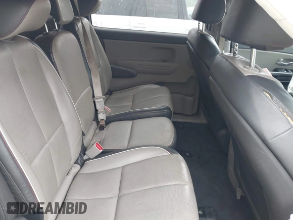 2016 Kia Sedona LX with VIN KNDMB5C13G6212492, listed as a IAAI auction lot 41793029 with 99,176 mi miles. Bid and sale history available at carsss.com. Image 8.