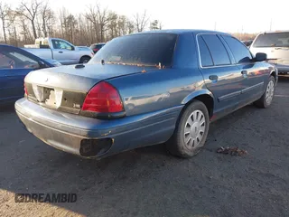 2009 Ford Police Interceptor с VIN 2FAHP71V09X100704, выставлен на аукционе IAAI как лот 41872833 с пробегом Не указан миль и . История ставок и продаж доступна на DreamBid. Изображение 4.