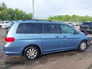 2010 Honda Odyssey EX-L with VIN 5FNRL3H63AB075187, listed as a IAAI auction lot 42114126 with 131,272 mi miles. Bid and sale history available at carsss.com. Image 13.