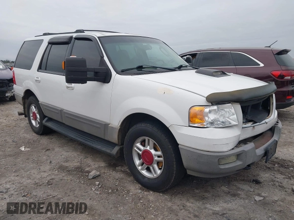 2003 Ford Expedition Special Service with VIN 1FMFU16L63LA30060, listed as a IAAI auction lot 41619687 with 178,703 mi miles. Bid and sale history available at carsss.com. Image 1.