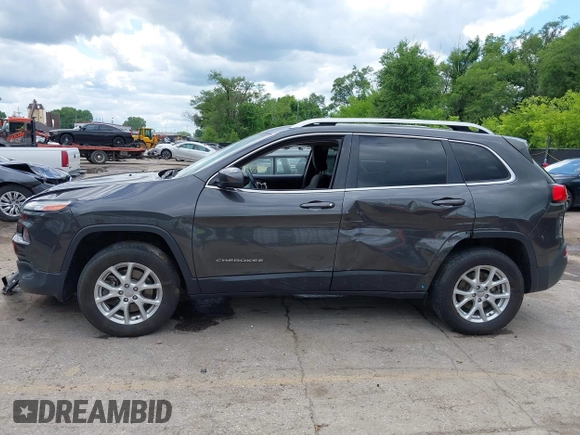 2016 Jeep Cherokee Latitude с VIN 1C4PJMCS3GW118356, выставлен на аукционе IAAI как лот 42342091 с пробегом 143 726 миль миль и . История ставок и продаж доступна на DreamBid. Изображение 14.