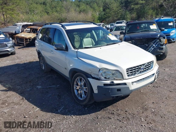 2006 Volvo XC90 4.4L V8 with VIN YV4CZ852X61243603, listed as a IAAI auction lot 41765061 with 213,542 mi miles. Bid and sale history available at carsss.com. Image 6.