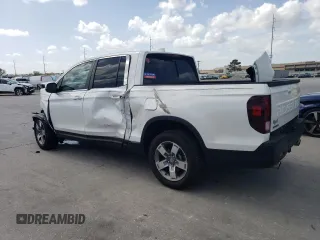 2025 Honda Ridgeline RTL z VIN 5FPYK3F53SB012947, wystawiony jako Copart lot #50899455 z przebiegiem Nie podano mil oraz Szkoda całkowita • Salvage title. Historia ofert i sprzedaży dostępna na DreamBid. Obrazek 3.