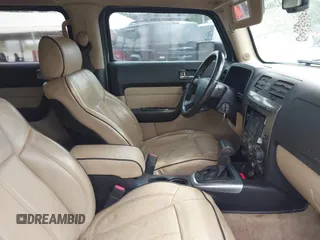 2007 Hummer H3 SUV with VIN 5GTDN13E078152249, listed as a IAAI auction lot 42086431 with 274,948 mi miles. Bid and sale history available at carsss.com. Image 5.