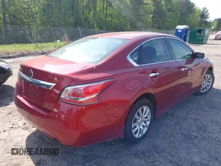 2015 Nissan Altima 2.5 SV with VIN 1N4AL3AP1FC578596, listed as a IAAI auction lot 42009677 with 66,985 mi miles. Bid and sale history available at carsss.com. Image 4.