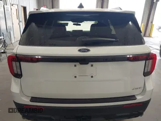 2025 Ford Explorer ST-Line with VIN 1FMUK8KH6SGA60996, listed as a IAAI auction lot 42404251 with 7,310 mi miles and . Bid and sale history available at DreamBid. Image 16.