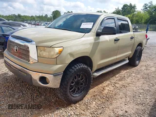 2008 Toyota Tundra z VIN 5TBEV54178S482099, wystawiony jako IAAI lot #42411224 z przebiegiem 252 317 mil mil oraz . Historia ofert i sprzedaży dostępna na DreamBid. Obrazek 17.