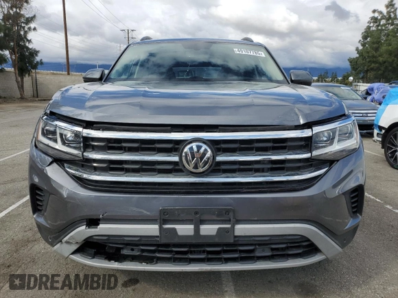 2023 Volkswagen Atlas SE z VIN 1V2JR2CA6PC545279, wystawiony jako Copart lot #49107785 z przebiegiem 38 349 mil mil oraz Szkoda całkowita • Salvage title. Historia ofert i sprzedaży dostępna na DreamBid. Obrazek 5.