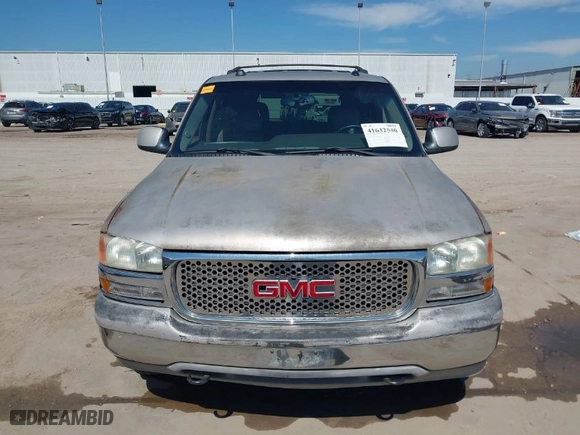 2005 GMC Yukon SLT with VIN 1GKEC13T15R144480, listed as a IAAI auction lot 41632540 with 184,038 mi miles. Bid and sale history available at carsss.com. Image 13.