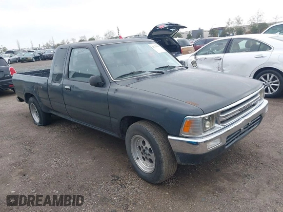 1990 Toyota Pickup z VIN JT4VN93D7L5014236, wystawiony jako IAAI lot #41776761 z przebiegiem Nie podano mil oraz . Historia ofert i sprzedaży dostępna na DreamBid. Obrazek 1.