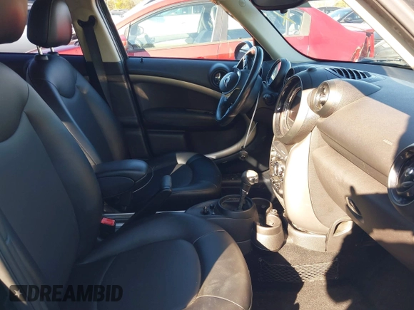 2015 MINI Countryman with VIN WMWZB3C59FWR44862, listed as a IAAI auction lot 41199254 with 94,074 mi miles and . Bid and sale history available at DreamBid. Image 5.