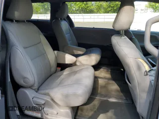 2017 Toyota Sienna XLE with VIN 5TDDZ3DC7HS176274, listed as a Copart auction lot 59899245 with 58,325 mi miles and Salvage title. Bid and sale history available at DreamBid. Image 11.