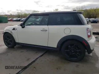 2012 MINI Hardtop with VIN WMWSU3C51CT186184, listed as a Copart auction lot 55090935 with 100,669 mi miles and Salvage Title. Bid and sale history available at DreamBid. Image 2.