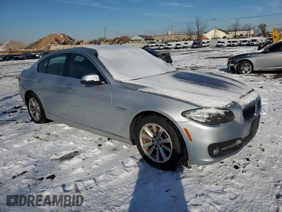 2015 BMW 5 Series 528i xDrive with VIN WBA5A7C51FD622060, listed as a Copart auction lot 42130055 with 86,552 mi miles and Clean title. Bid and sale history available at DreamBid. Image 4.