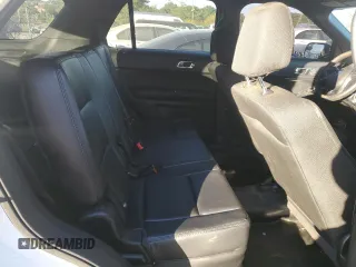 2016 Ford Utility Police Interceptor with VIN 1FM5K8AR8GGA19484, listed as a Copart auction lot 72447784 with 127,948 mi miles and Salvage Title. Bid and sale history available at carsss.com. Image 11.